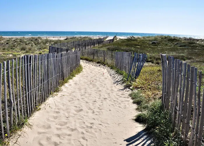 Le Regent-4 By Interhome Daire Caves