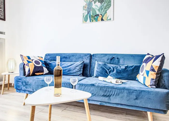 Daire Le Regent-4 By Interhome Caves